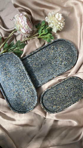 Arch and wavy trays