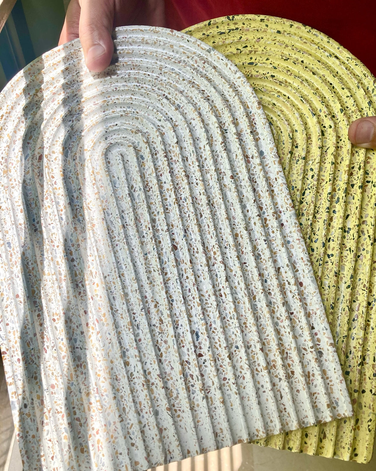 GROOVED TRAYS