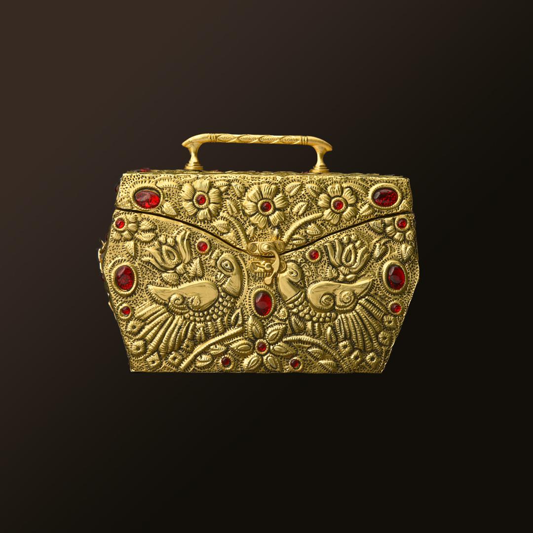 METAL HAND BAGS GOLDEN